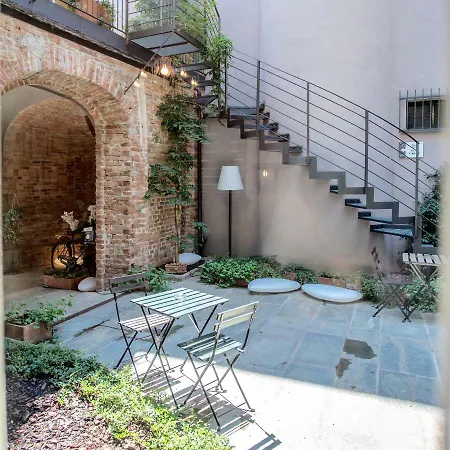 アパート La Canonica - Charming Self-catering In