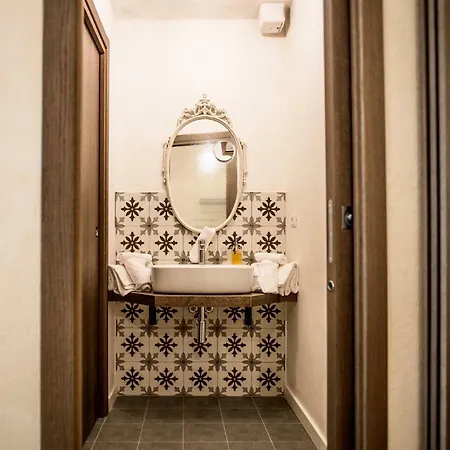 La Canonica - Charming Self-catering In *