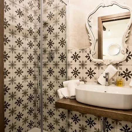 La Canonica - Charming Self-catering In アパート